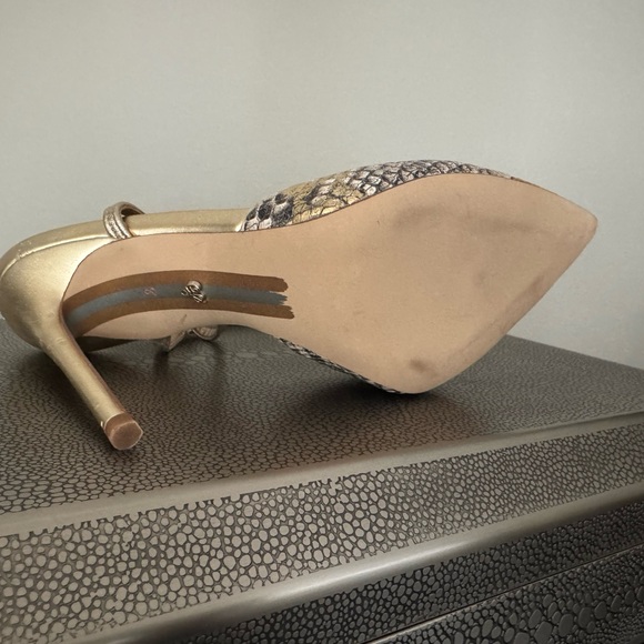 Women's Deana Ankle Strap Pumps Size 8 - Picture 4 of 4